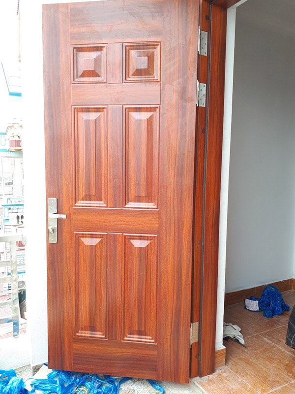 cua thep chong chay van go 1 1